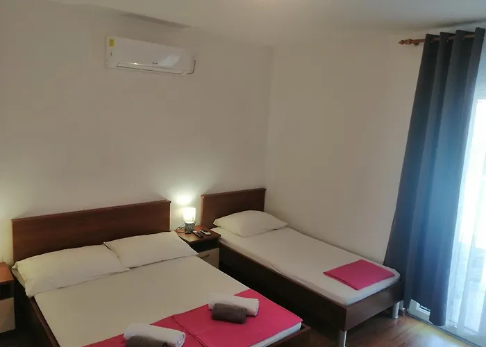 Apartmani Tina