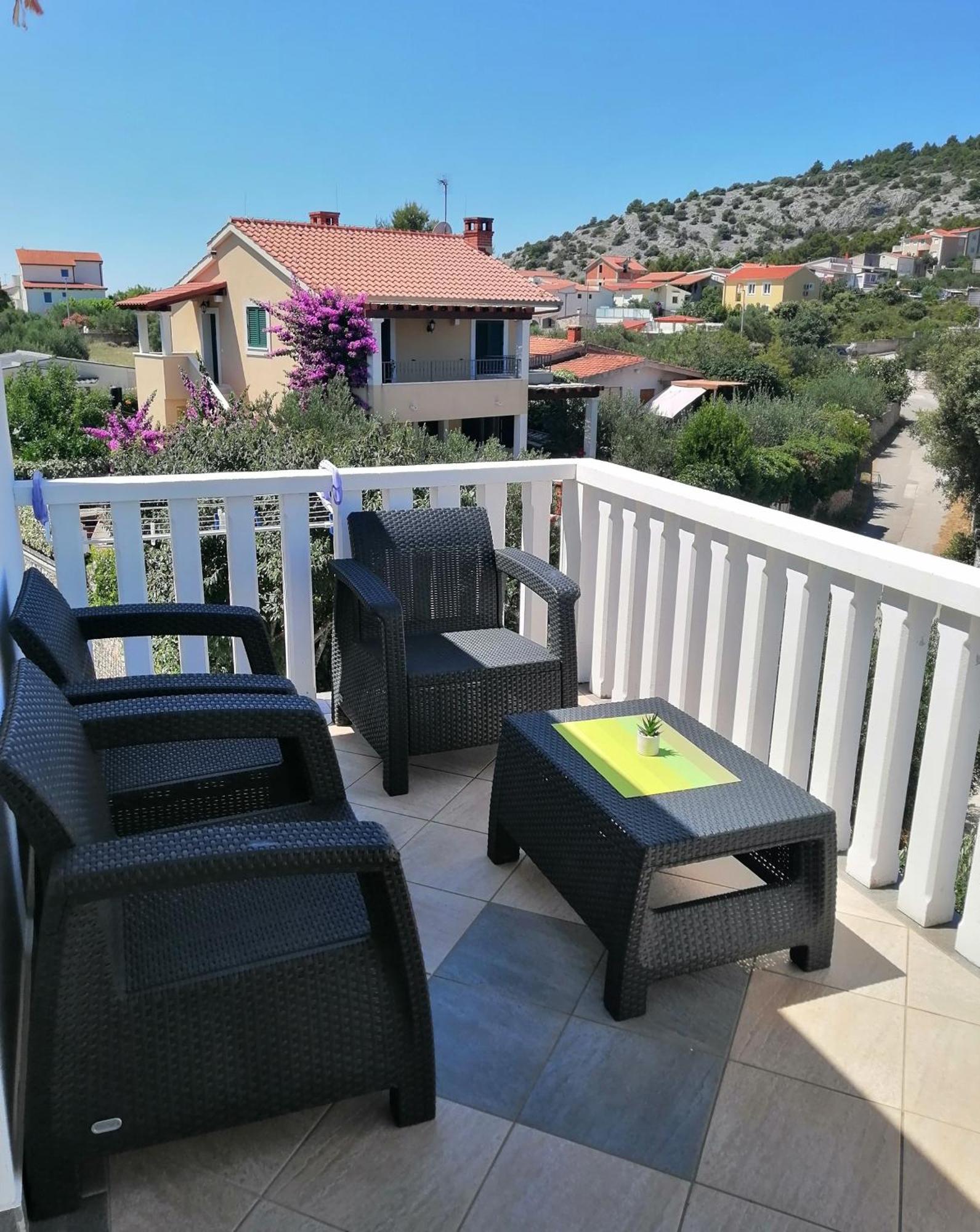 Tina Apartment Razanj